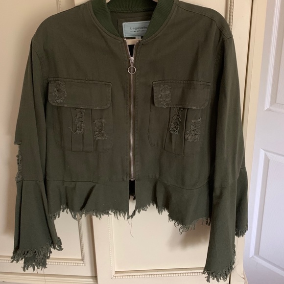 jacket - Picture 1 of 4